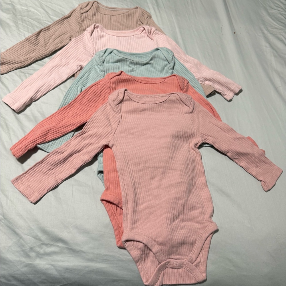 Cloud Island Long Sleeve Onesies - 18 months - Set of 5